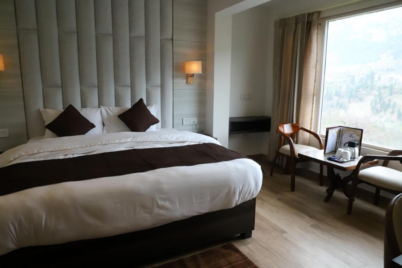 Hotel Harmony Blue Manali Manali (Himachal Pradesh)