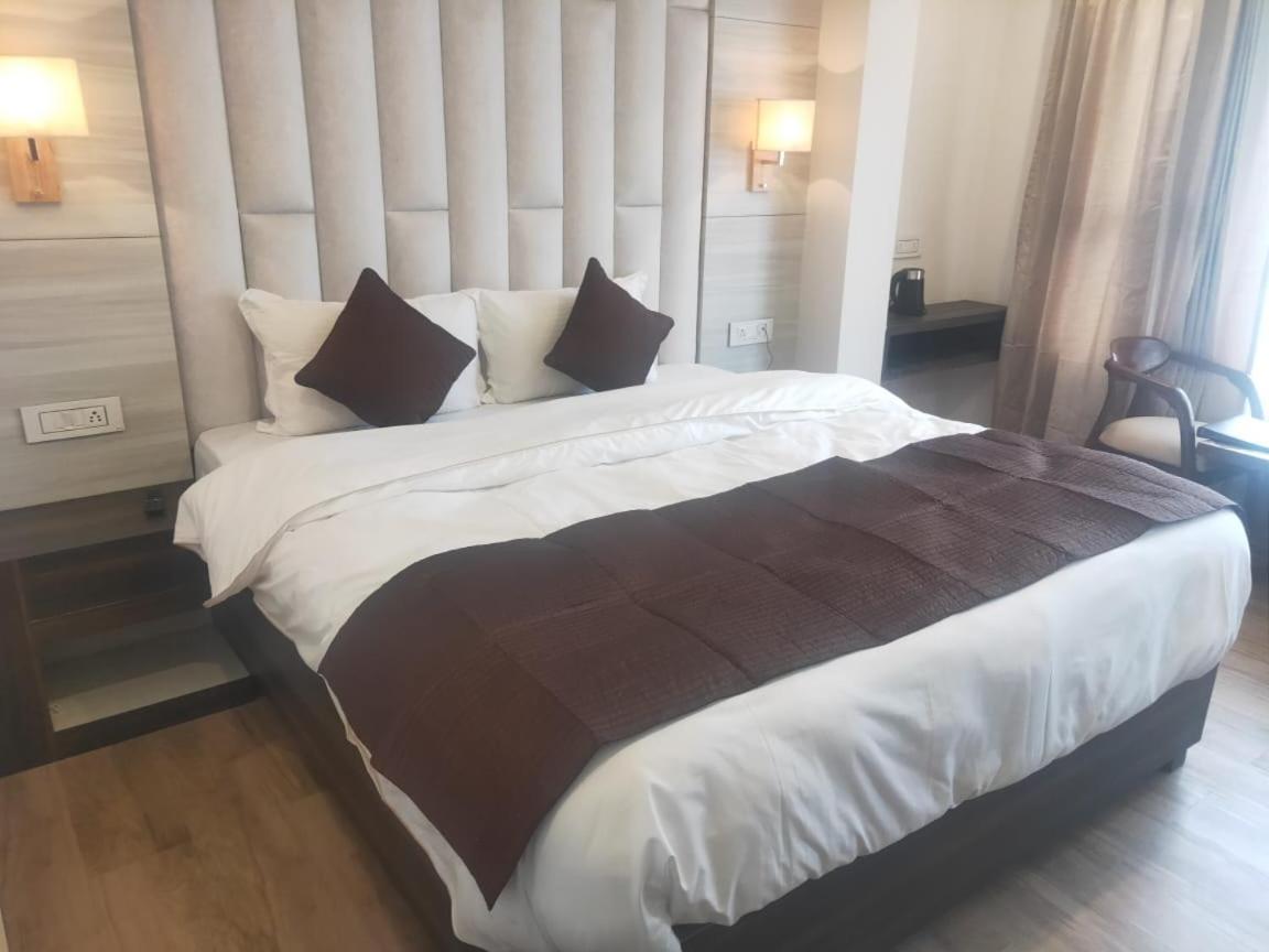 Hotel Harmony Blue Manali 3*